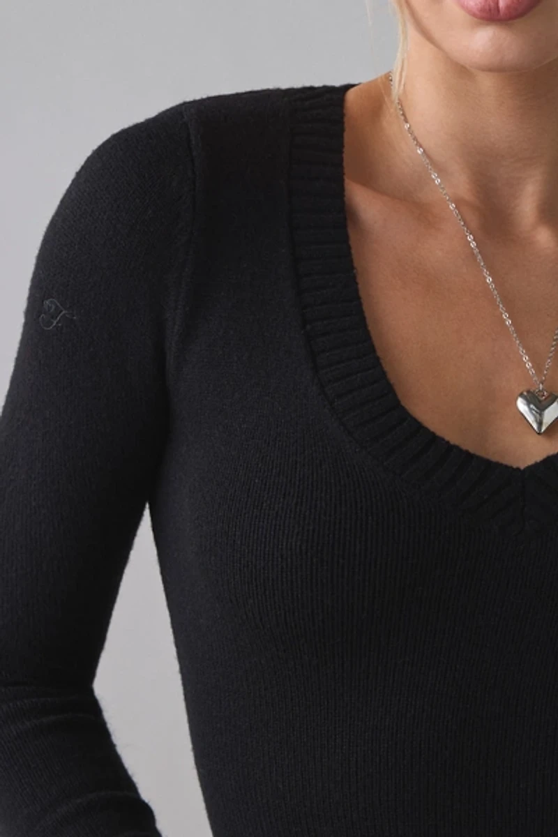 Frankies Bikinis Kit Cloud Knit V-Neck Cropped Sweater