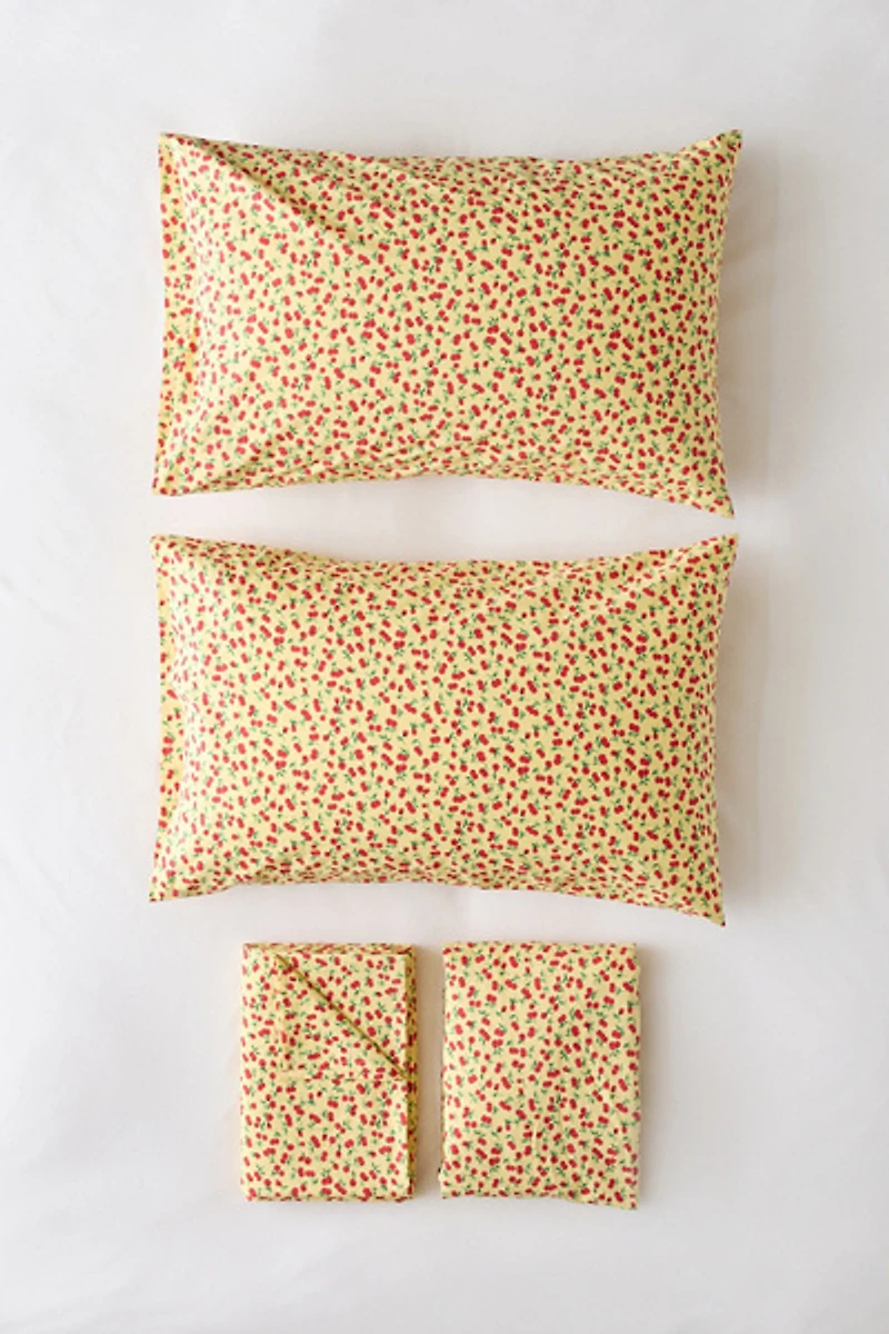 Cherry Land Patterned Sheet Set