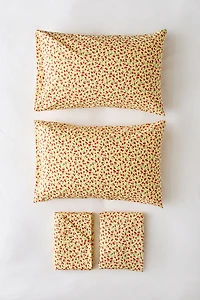 Cherry Land Patterned Sheet Set