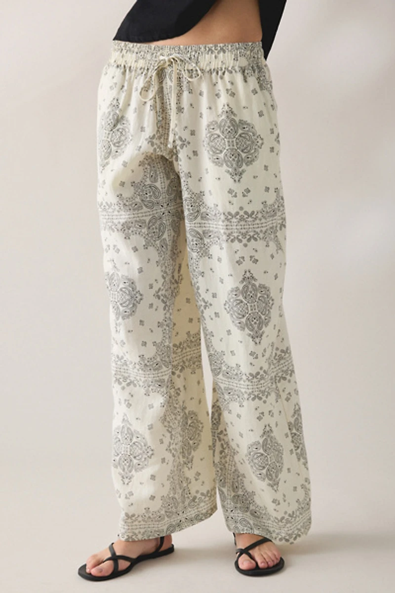Kimchi Blue Maura Bandana Print Pull-On Pant