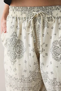Kimchi Blue Maura Bandana Print Pull-On Pant