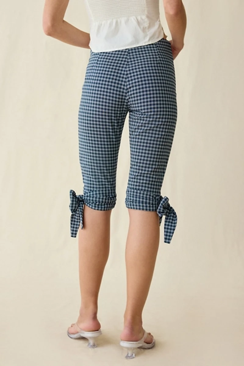 Woodrose Deli Sicily Slim Capri Pants