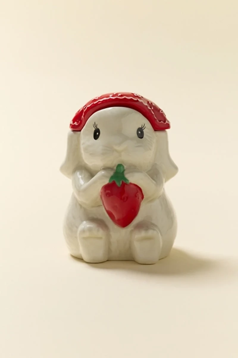 Strawberry Bunny 8 oz Scented Candle