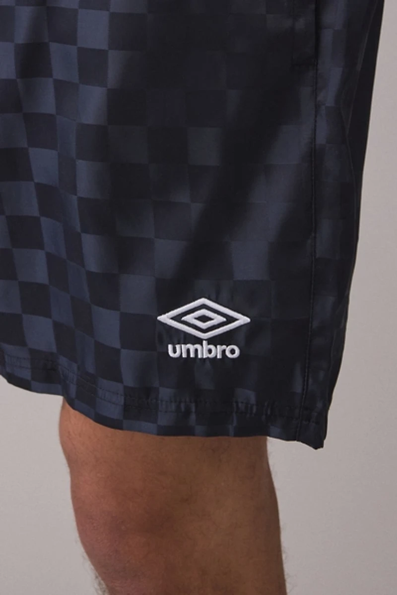 Umbro UO Exclusive Checkerboard Pattern 7” Shorts