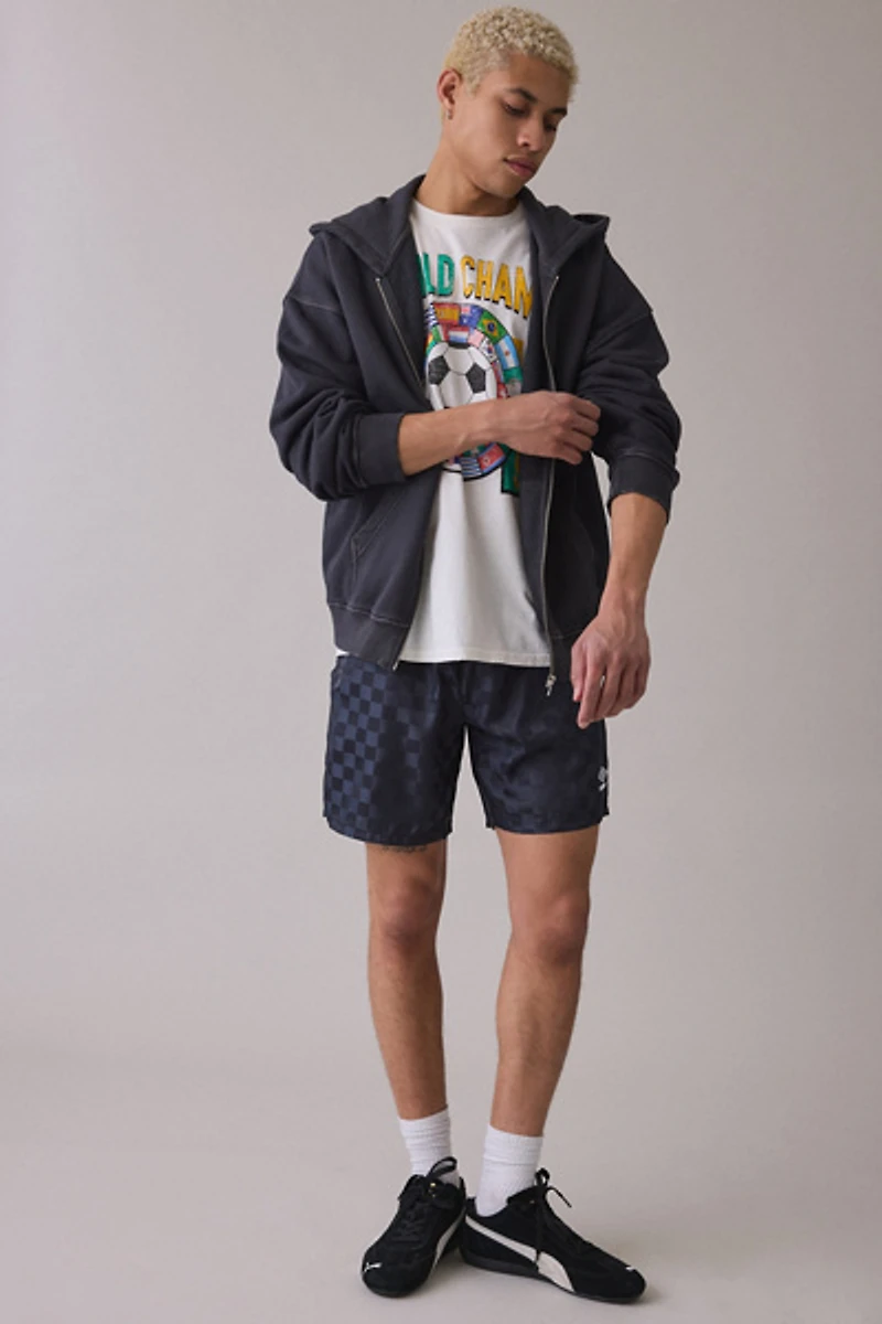 Umbro UO Exclusive Checkerboard Pattern 7” Shorts