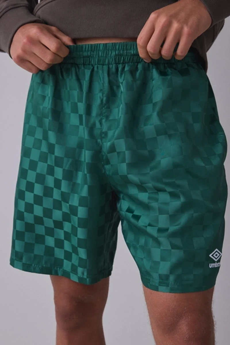 Umbro UO Exclusive Checkerboard Pattern 7” Shorts