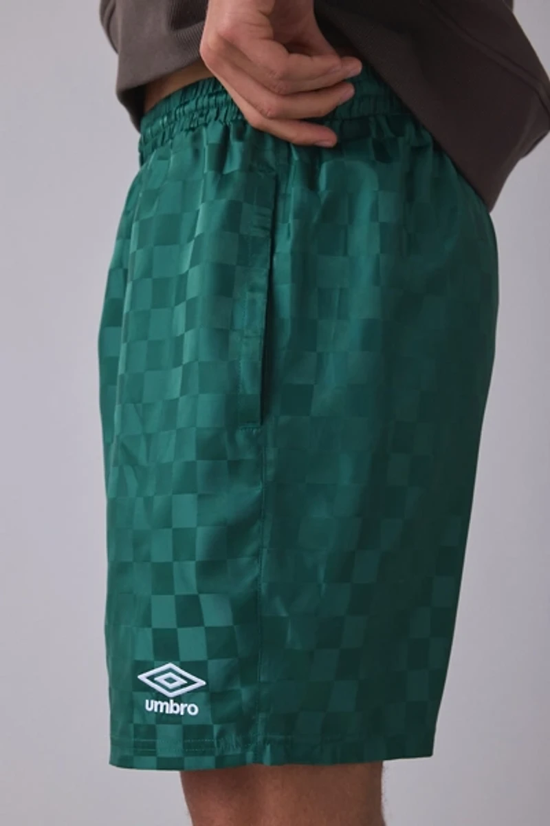 Umbro UO Exclusive Checkerboard Pattern 7” Shorts