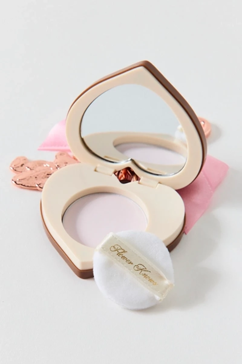 Flower Knows The Sweetie Bear Series Mini Setting Powder