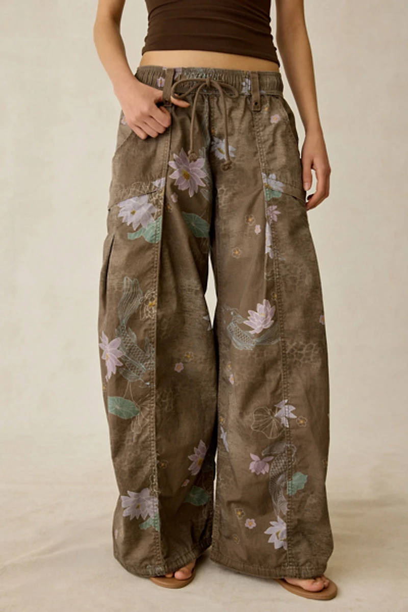 BDG Sunridge Mid-Rise Cargo Balloon Pant