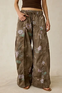 BDG Sunridge Mid-Rise Cargo Balloon Pant