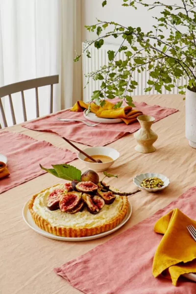 Bed Threads French Flax Linen Placemat Set