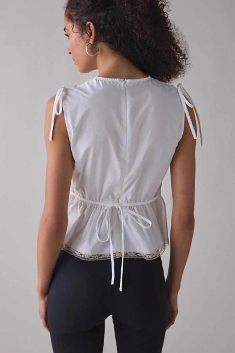 Zemeta Ball Lace White Sleeveless Top
