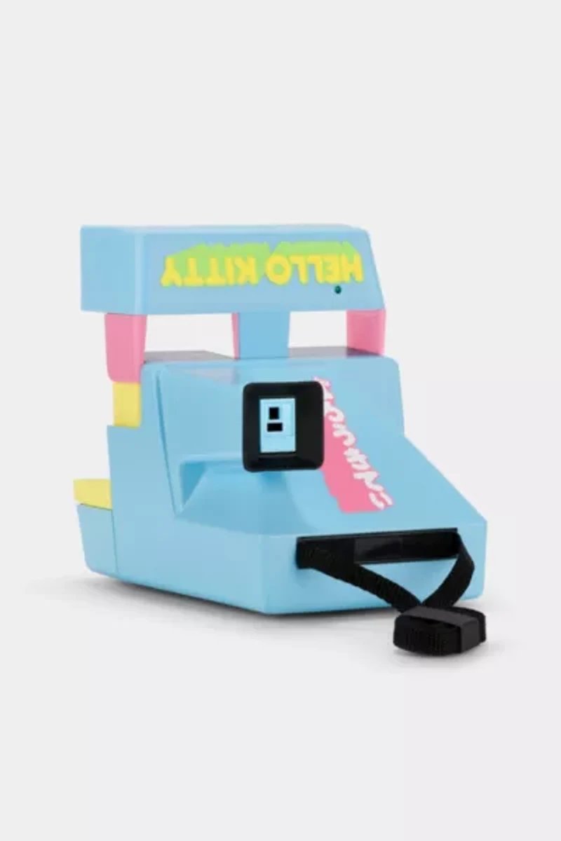 Polaroid 600 Hello Kitty Art Class Instant Film Camera