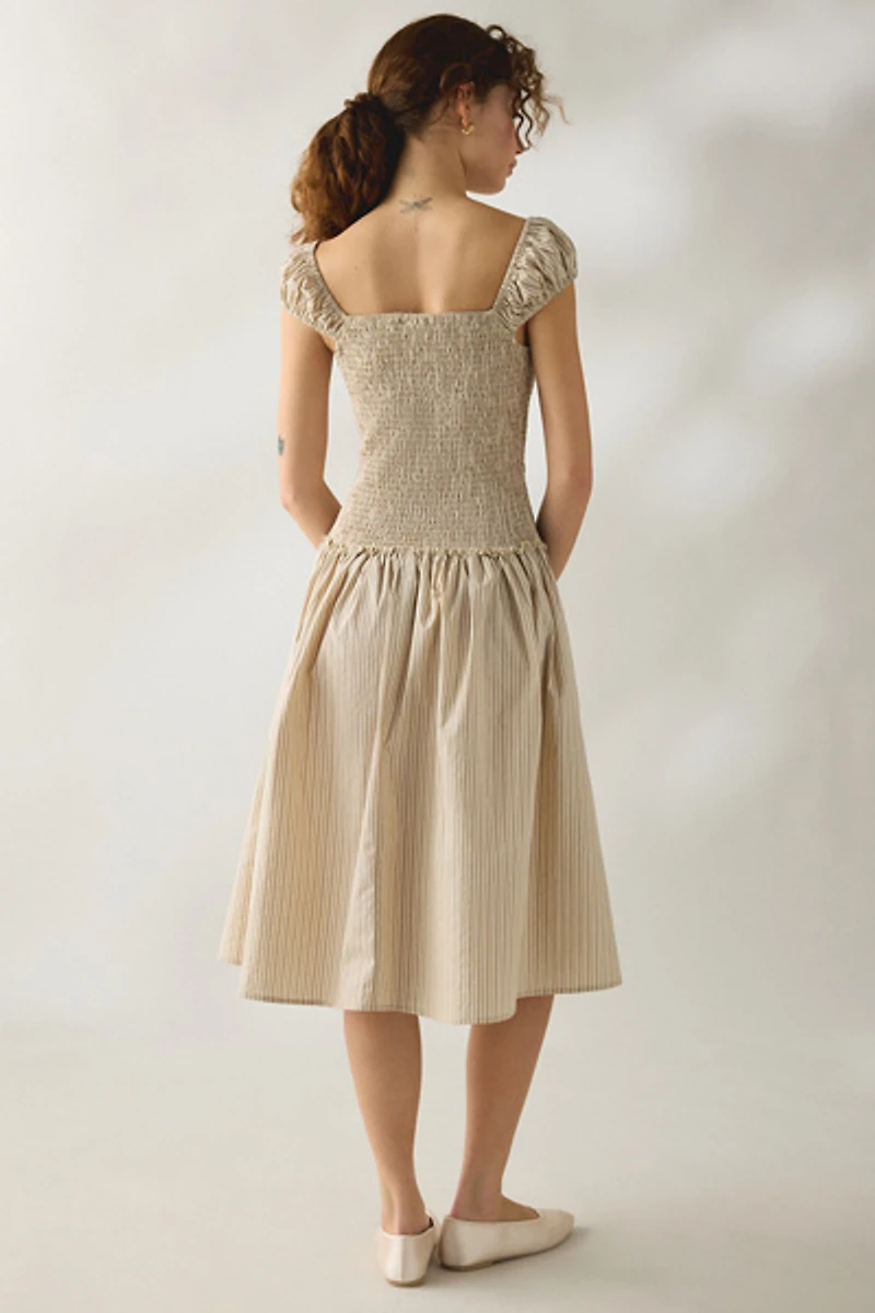 Daisy Street Glow Drop Waist Smocked Midi Dress