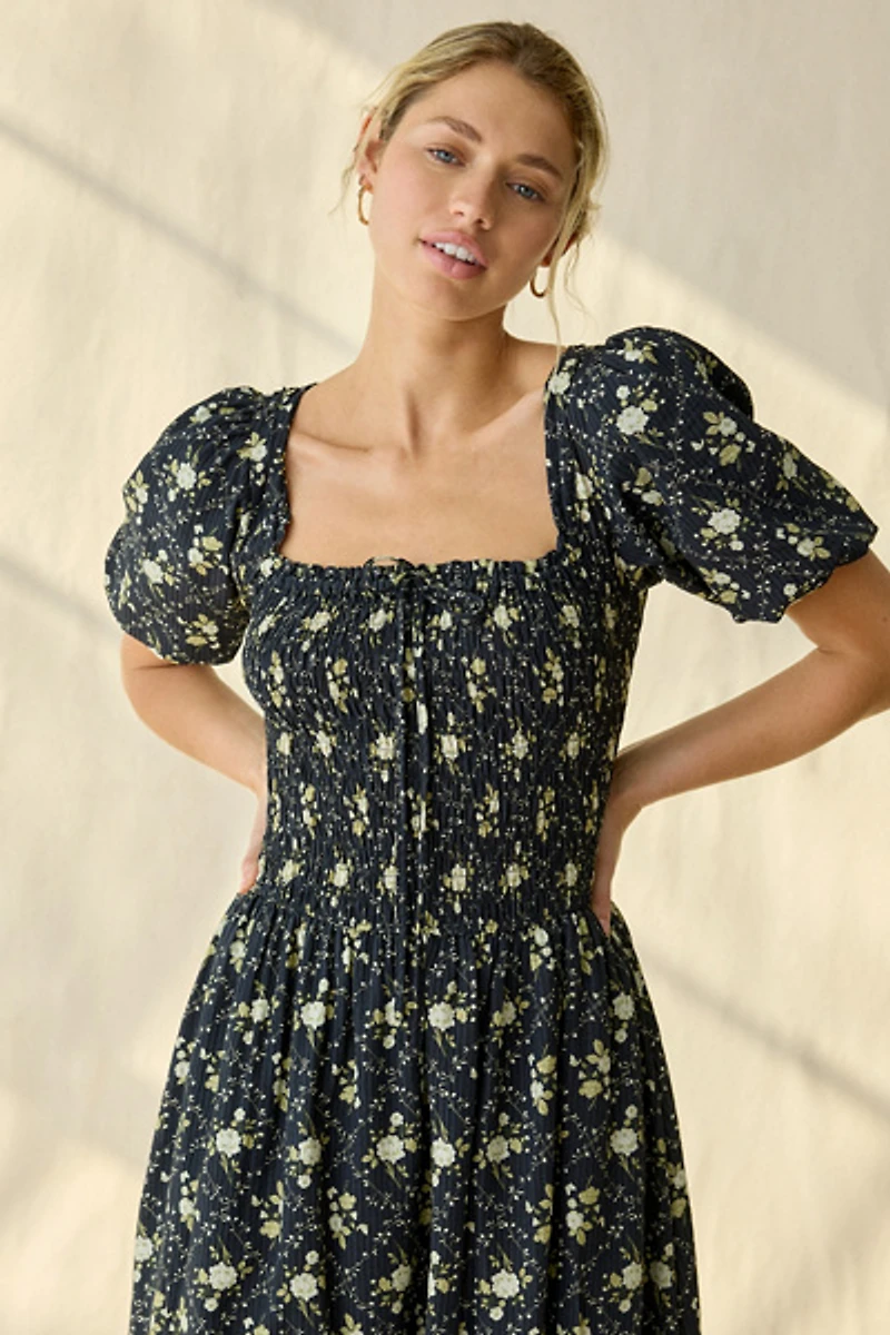 Daisy Street Picnic Perfect Smocked Puff Sleeve Midi Dress