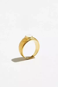 The M Jewelers Mother of Pearl Signet Ring