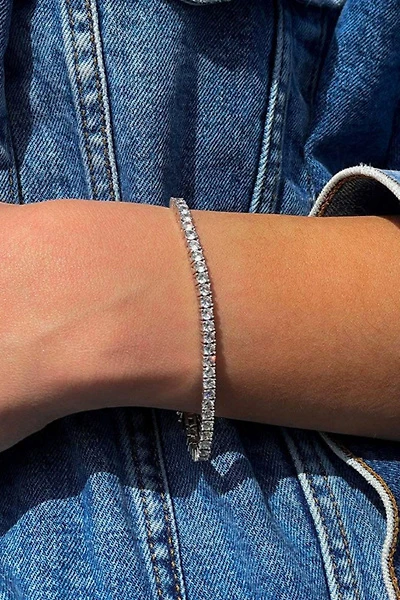 The M Jewelers Pavé Tennis Bracelet