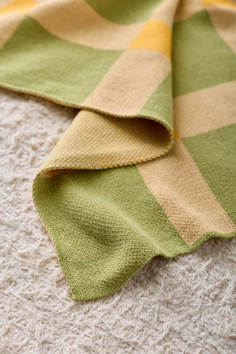 Calhoun & Co. Gingham Knit Throw Blanket