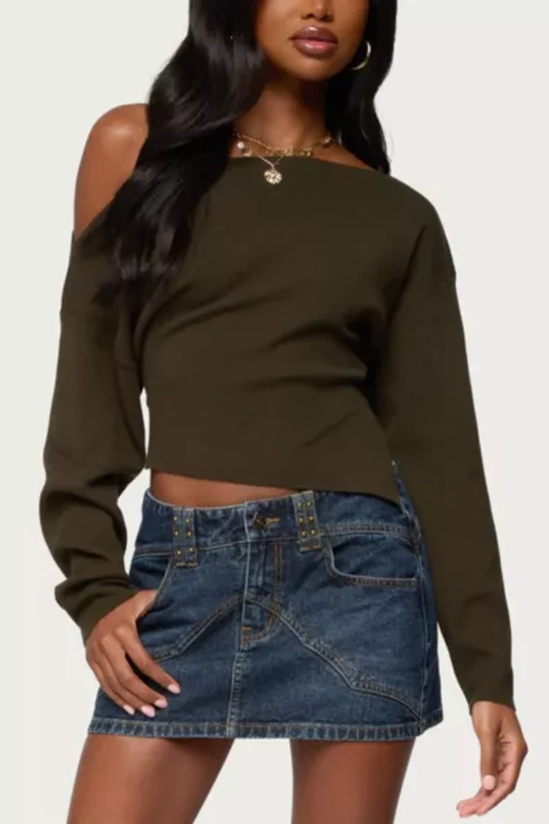 Edikted Chenelle Asymmetric Off Shoulder Sweater