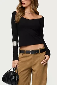 Edikted Nattie Off Shoulder V Neck Top