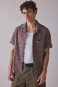 UO Tonal Embroidery Washed Short Sleeve Button-Down Shirt