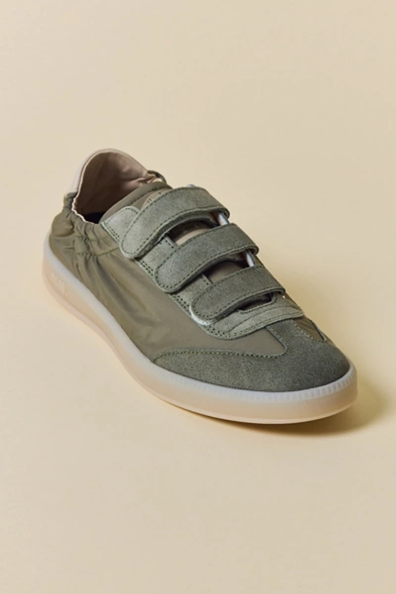 P448 Capri Nylon Sneakers