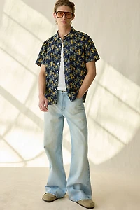 UO Floral Embroidered Short Sleeve Shirt