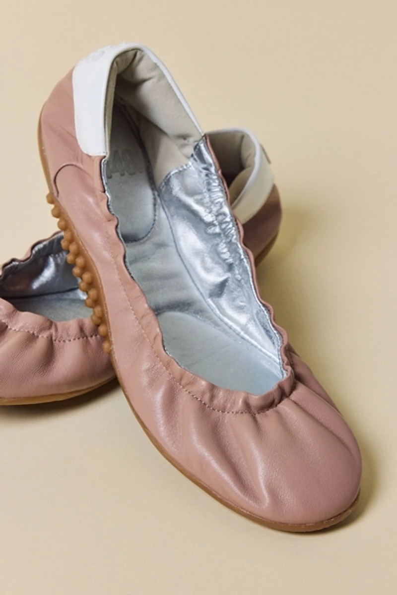 P448 Women's Stella Flats