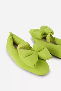 Intentionally Blank Kor P