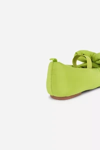 Intentionally Blank Kor P