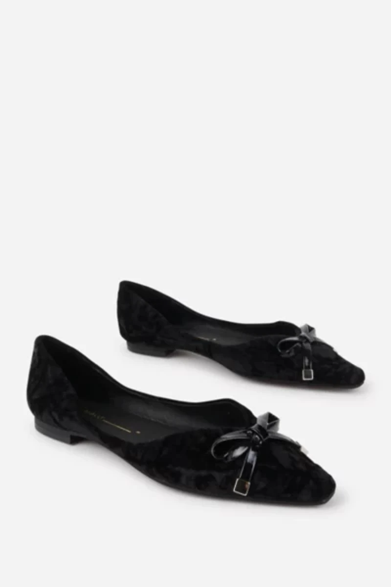 Intentionally Blank Cecilia Ballet Flat