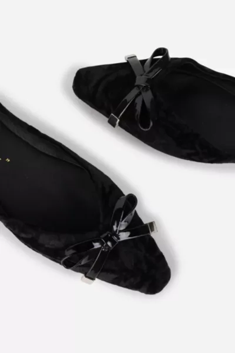 Intentionally Blank Cecilia Ballet Flat