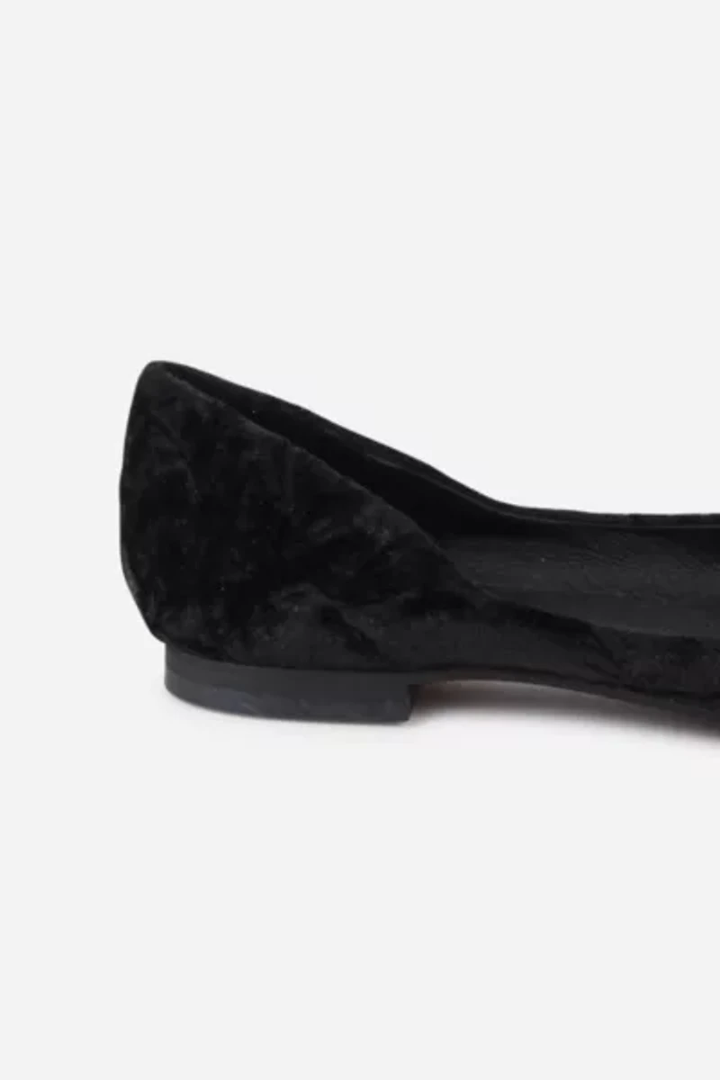 Intentionally Blank Cecilia Ballet Flat