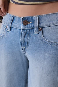 Abrand 00 Kaia Worn Super Low & Wide Jean