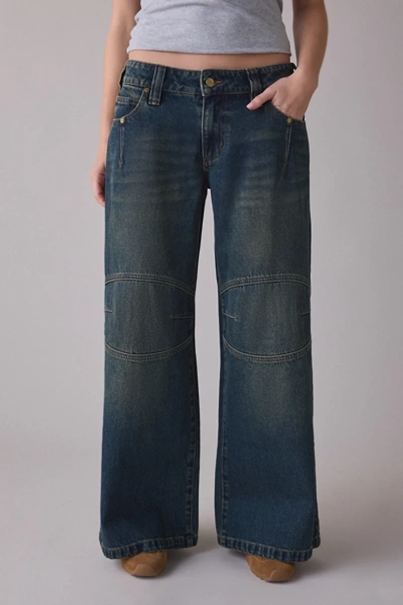 Abrand 00 Riley Engineered Super Low Mega Baggy Jean