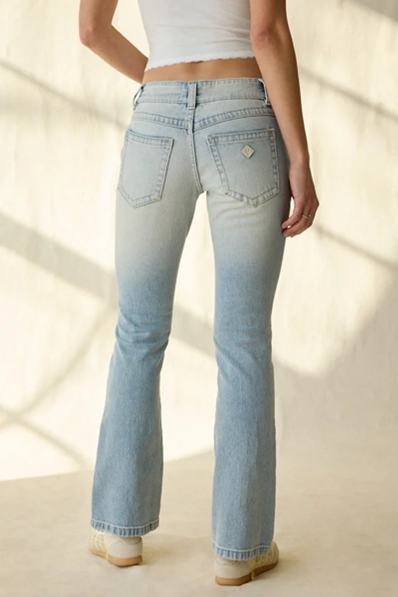 Abrand 00 Stella Low-Rise Bootcut Jeans