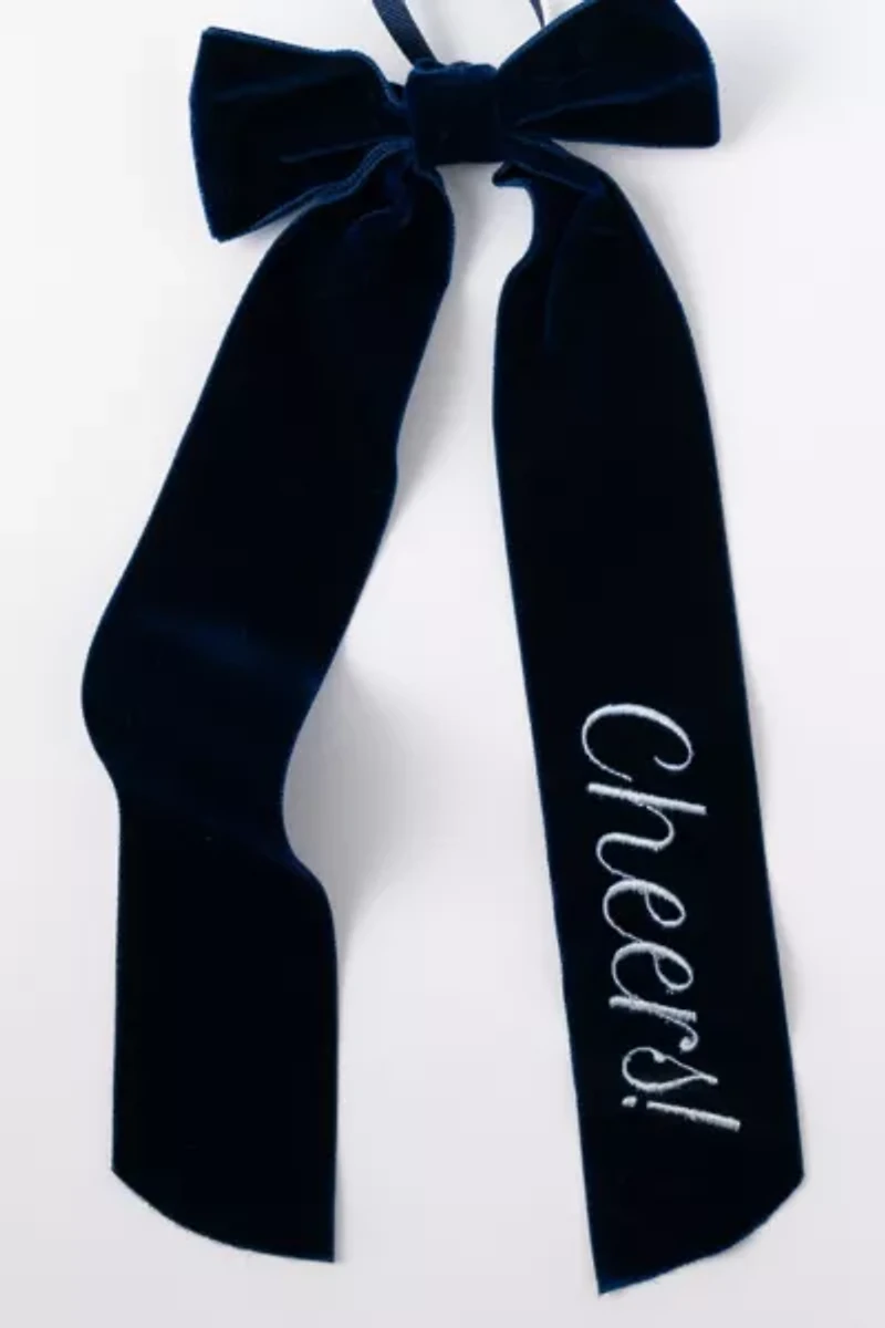 No Reservations Wine Bow