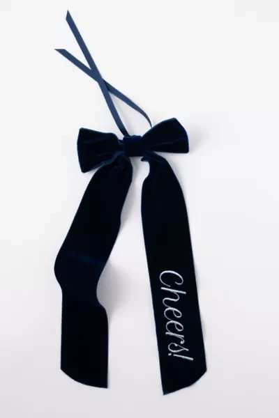 No Reservations Wine Bow