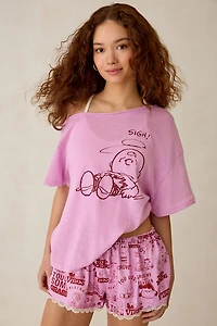 Peanuts UO Exclusive Courtney Graphic Off-The-Shoulder Oversized Tee