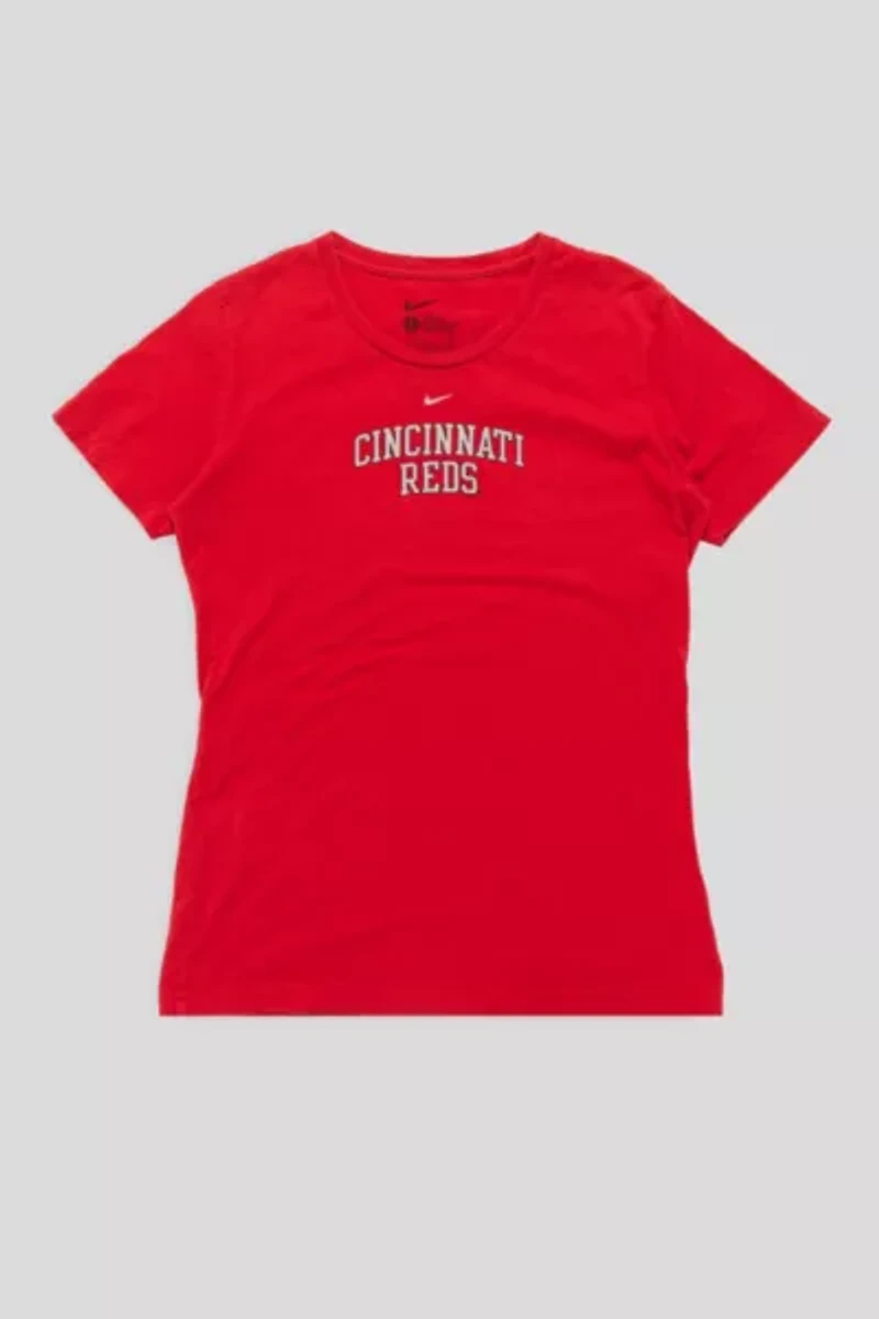 Cincinnati Reds Baseball Team Logo Tee