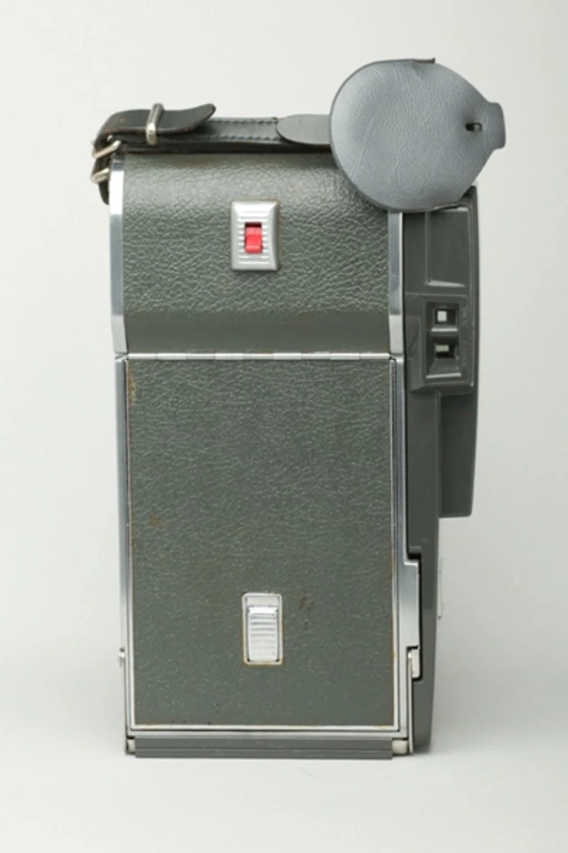 Acme Camera Co. Vintage Polaroid Model 160 Land Camera