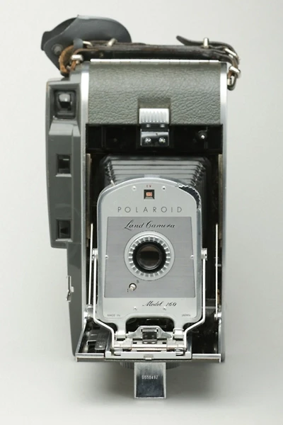 Acme Camera Co. Vintage Polaroid Model 160 Land Camera