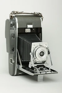Acme Camera Co. Vintage Polaroid Pathfinder 110A Land Camera