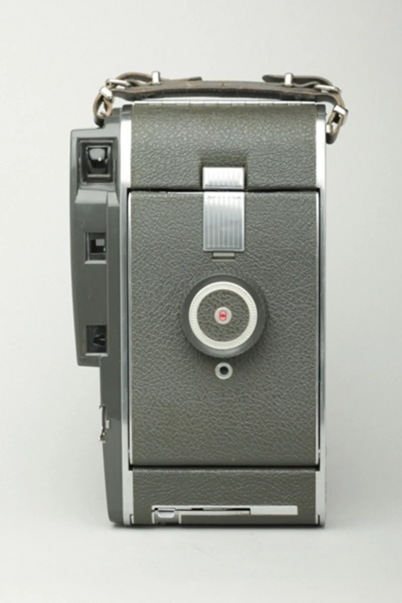 Acme Camera Co. Vintage Polaroid Pathfinder 110A Land Camera
