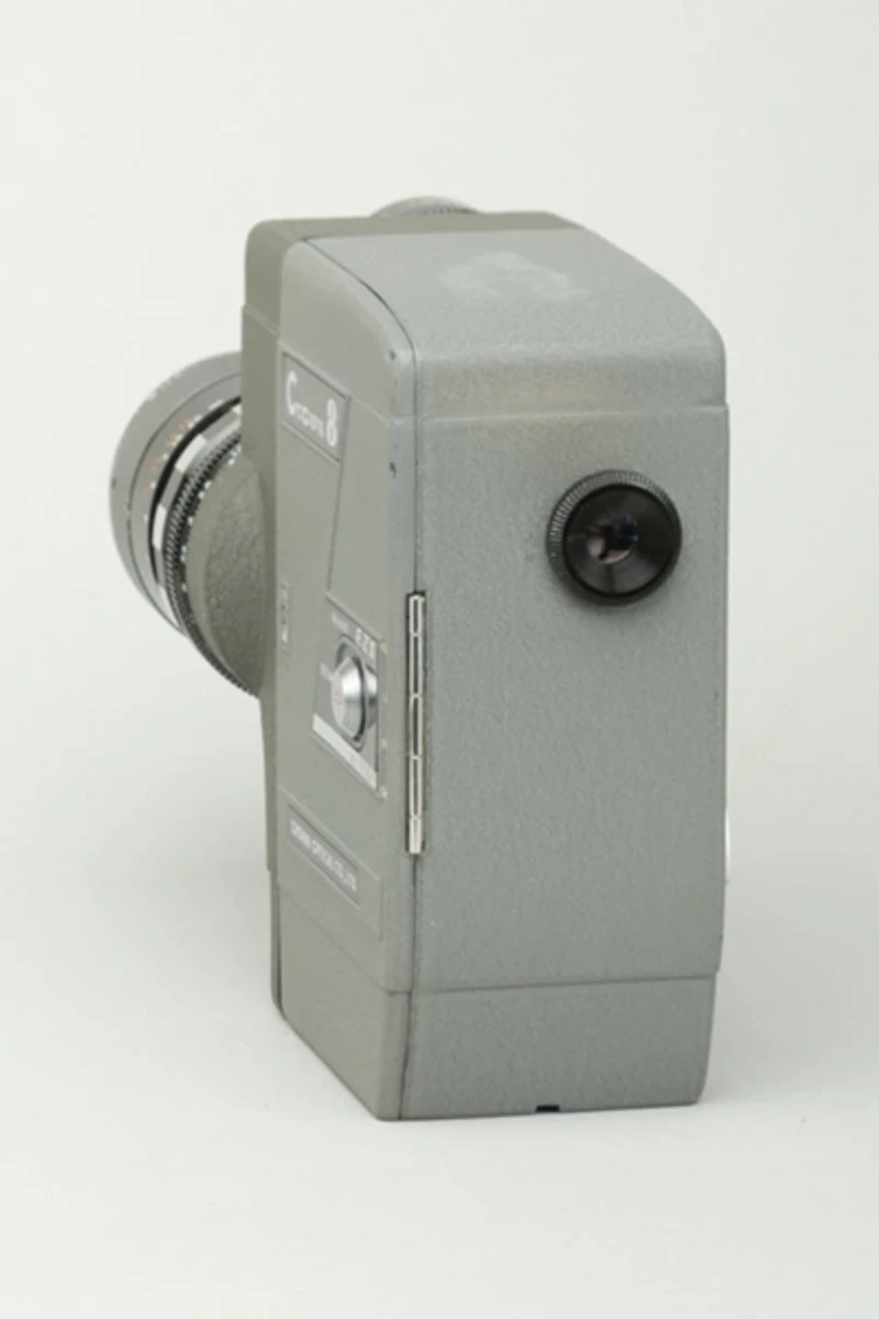 Acme Camera Co. Vintage Crown 8 Model EZS 8mm Movie Camera