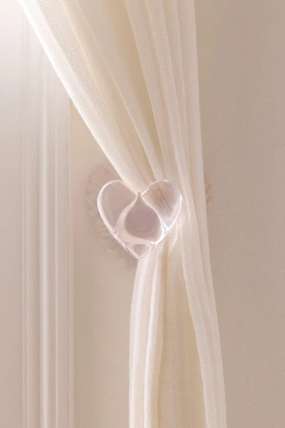 Crystal Resin Heart Curtain Tie-Back Set