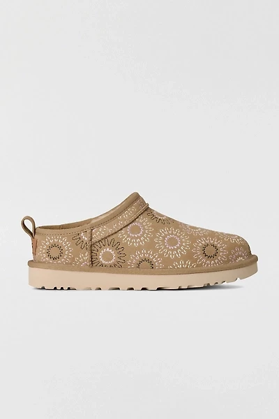 UGG Women's Classic Micro Mini Sun Stitch Boot