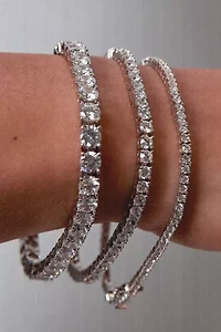 The M Jewelers Thin Essential Tennis Bracelet