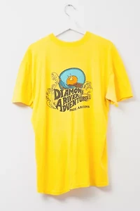Vintage 1980s Distressed Diamond River Yellow Graphic Pocket T-Shirt Made in USA