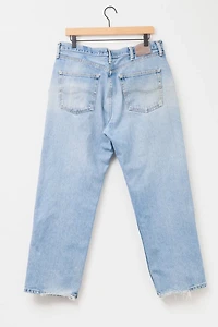Vintage 1990s Heavily Distressed Lee Relaxed Fit Light Blue Denim Jeans